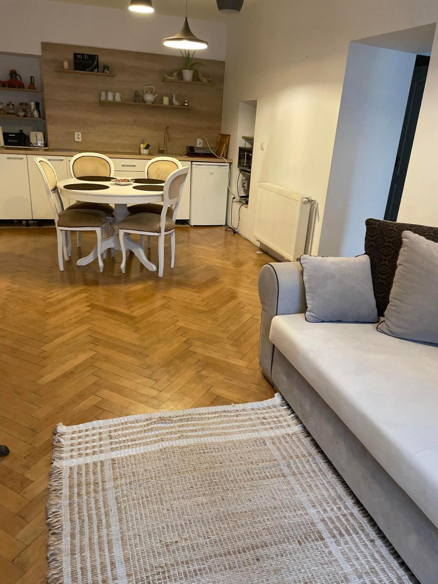 Valentina'S Apartment In City Center Μπρασόβ Εξωτερικό φωτογραφία